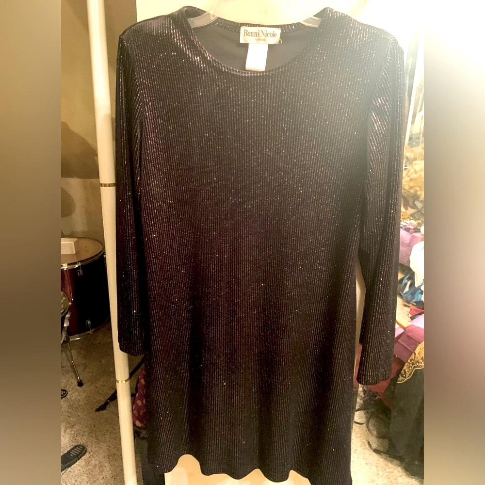 ladies Ronnie Nicole long sleeve shimmer black dress, size 14